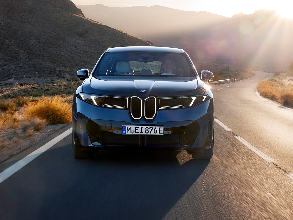 2026 bmw ix3 neue klasse front end on road 2