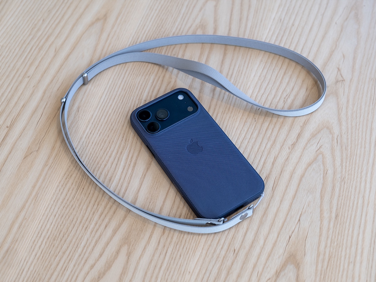 Apple iPhone Crossbody Strap ネイビー Apple iPhone Crossbody Strap ネイビー