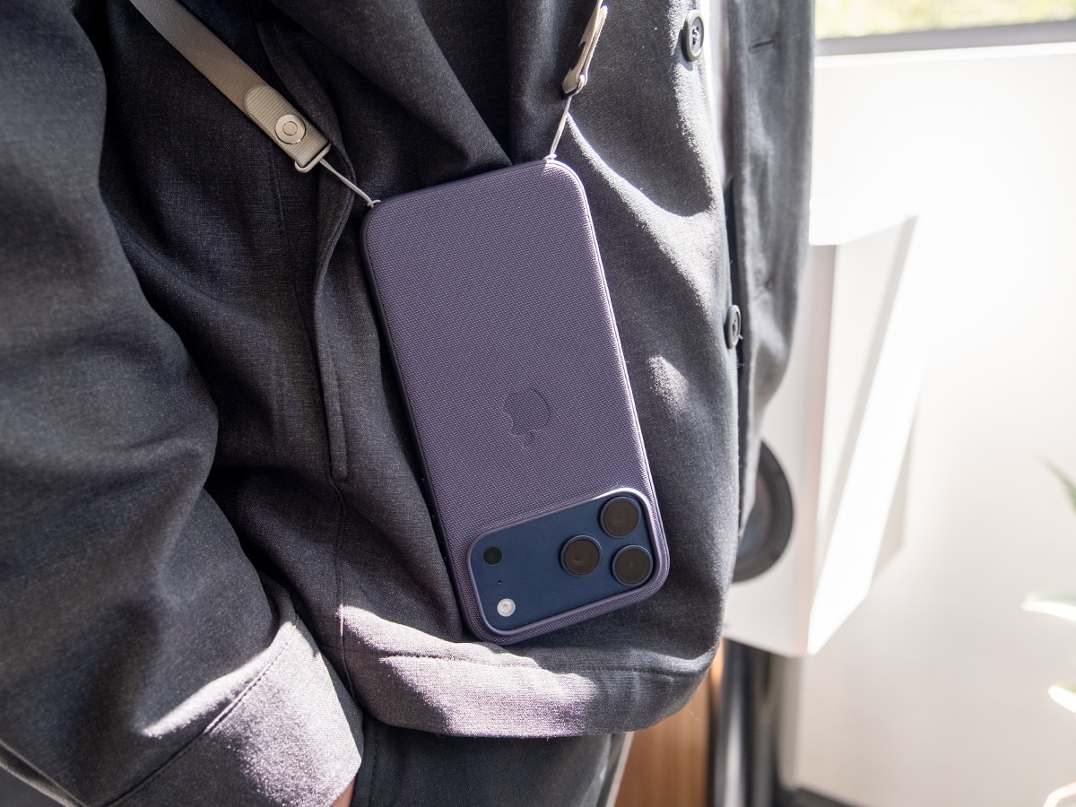 Apple crossbody strap review on body