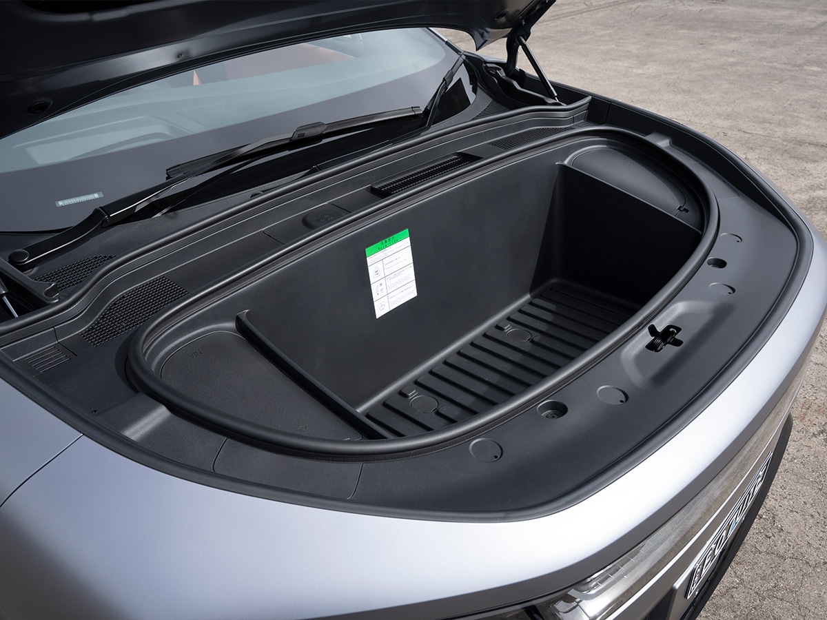 Deepal e07 front trunk