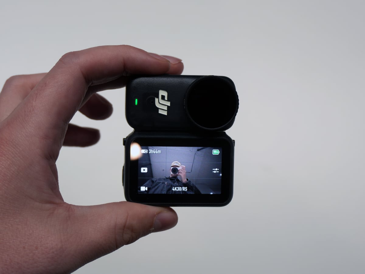 Dji osmo nano in hand 3