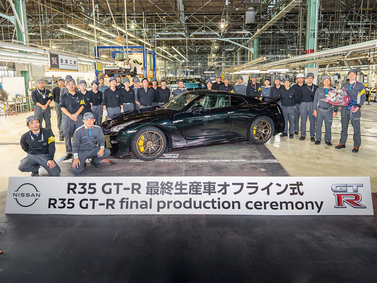 Final r35 nissan gt r ceremony