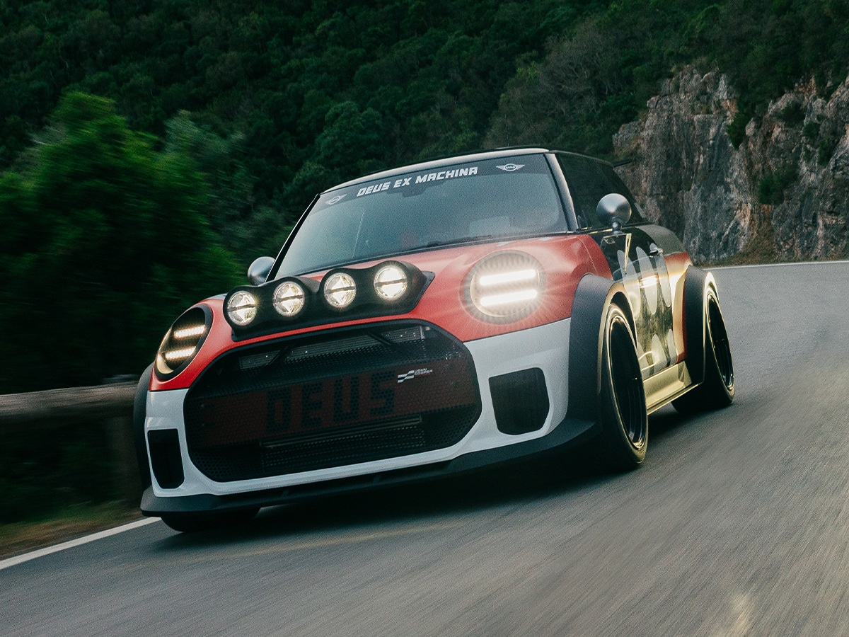 Mini jcw and deus ex machina the machina front end