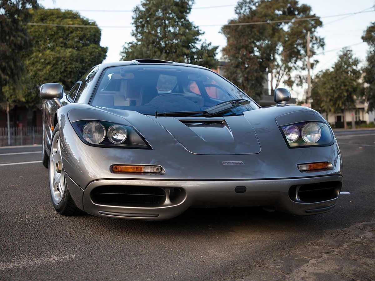 Mclaren f1 chassis 009 front end