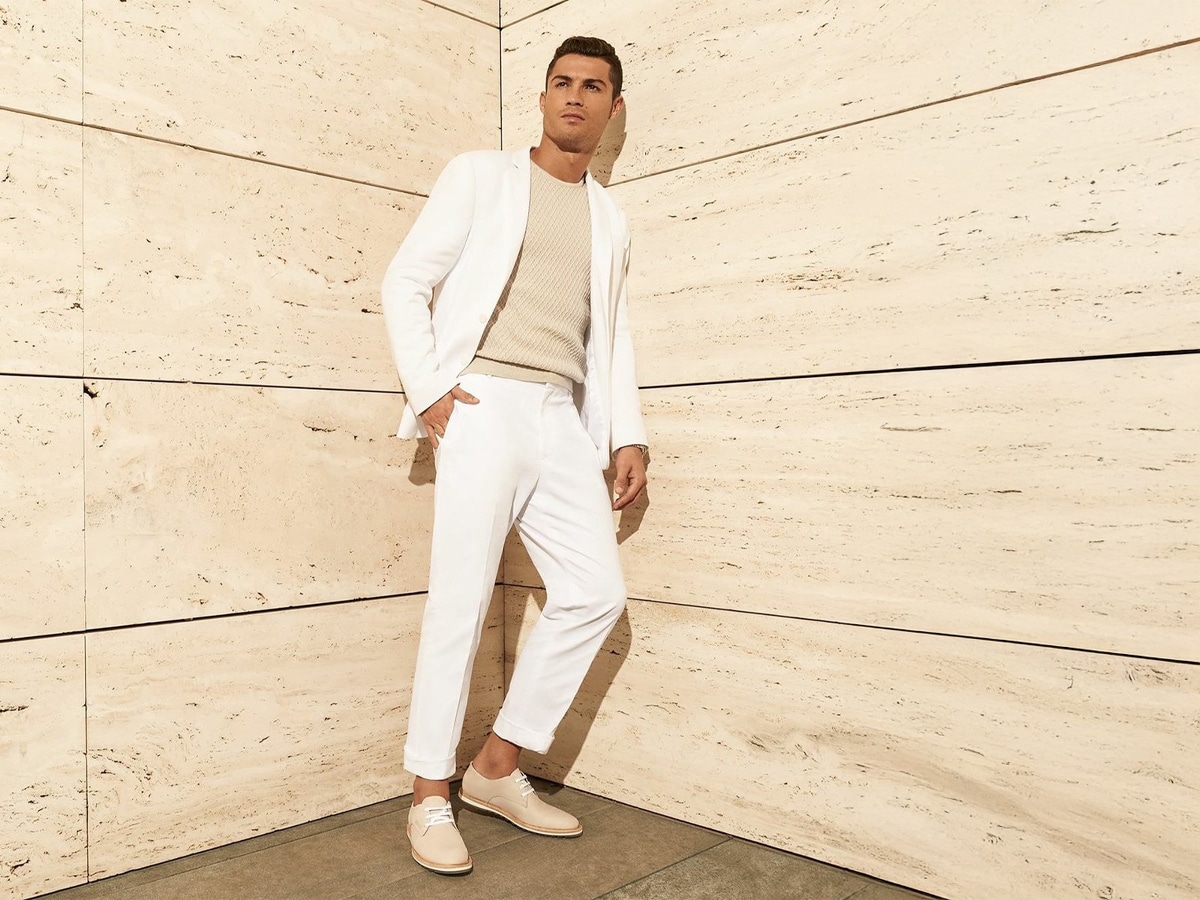 Ronaldo shoes with white suit