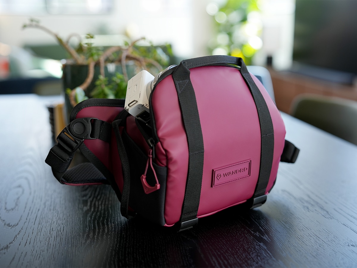 WANDRD ROGUE V2 Sling 4L | Image: Beatrix Boon/Man of Many