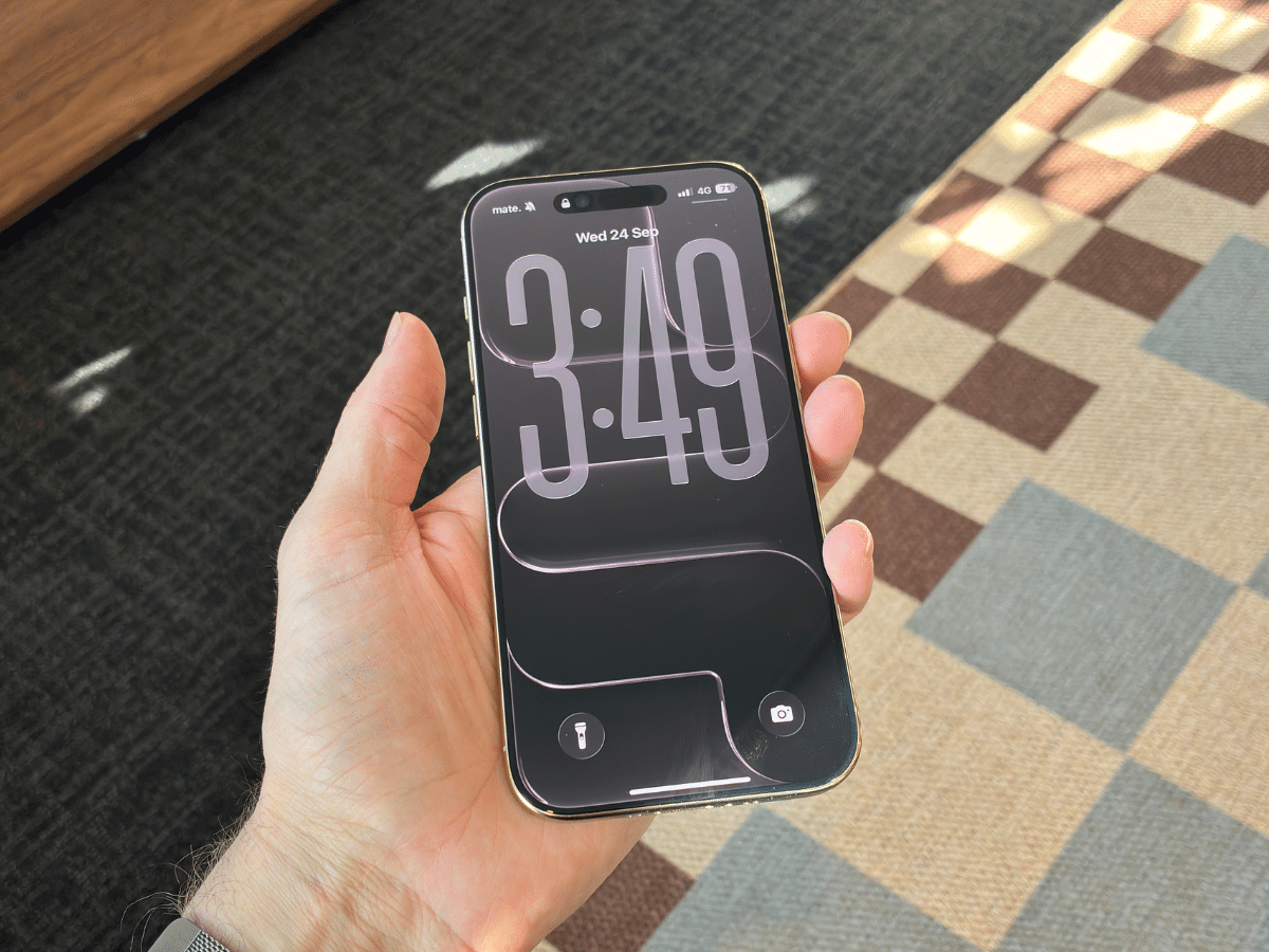 iPhone Air | Image: Dean Blake / Man of Many
