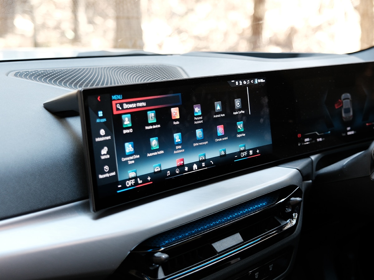 2025 bmw m240i brooklyn grey review display
