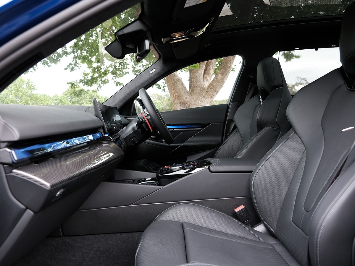 2025 bmw m5 touring review 2