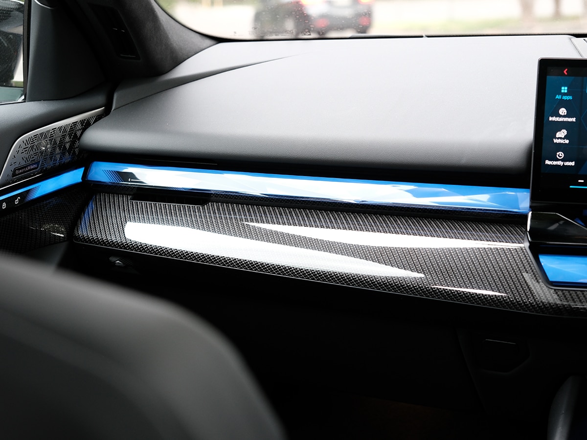 2025 bmw m5 touring review interior 2