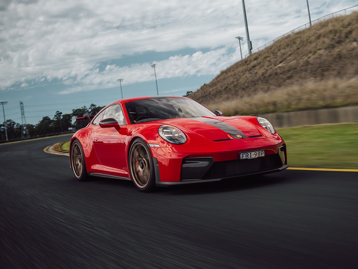 2026 porsche 911 gt3 992 2 review