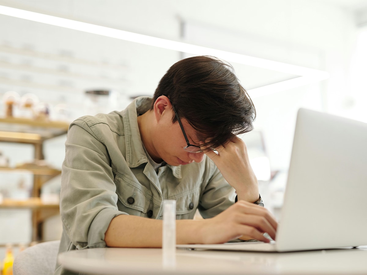 The overlap between burnout and depression can be confusing