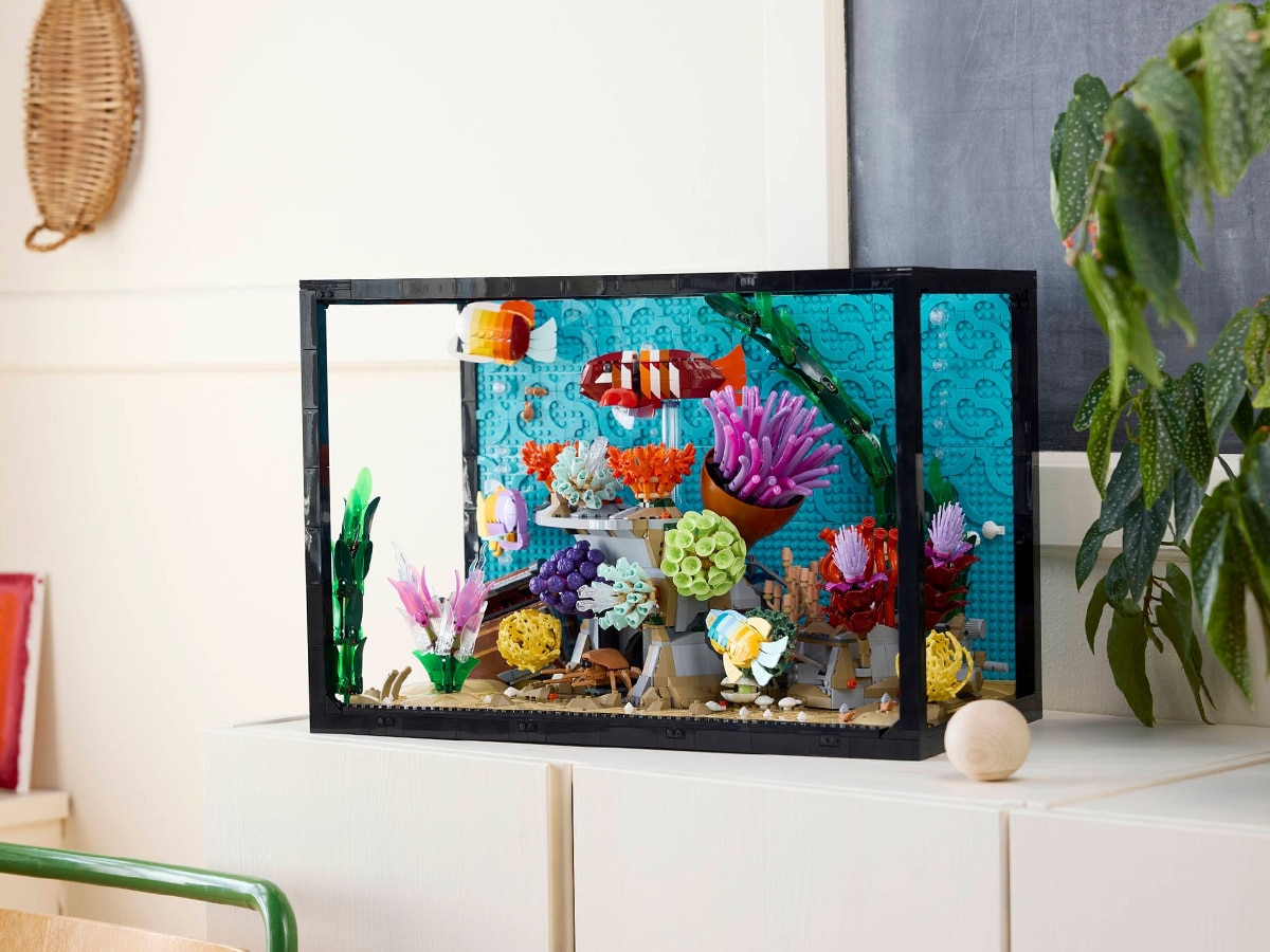 Lego tropical aquarium on shelf 1