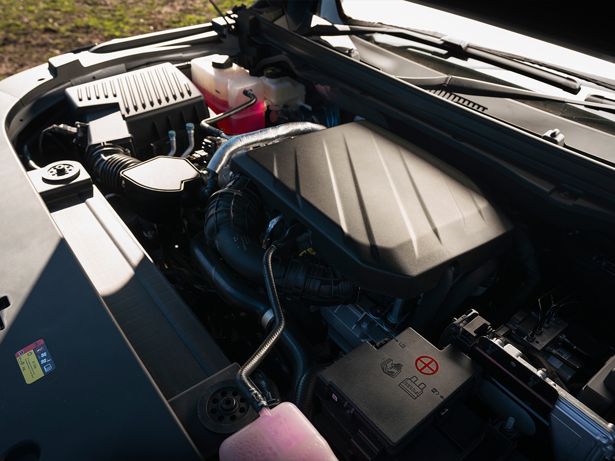 Mgu9 engine bay