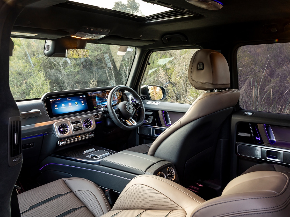 Mercedes amg g63 offroad pro interior