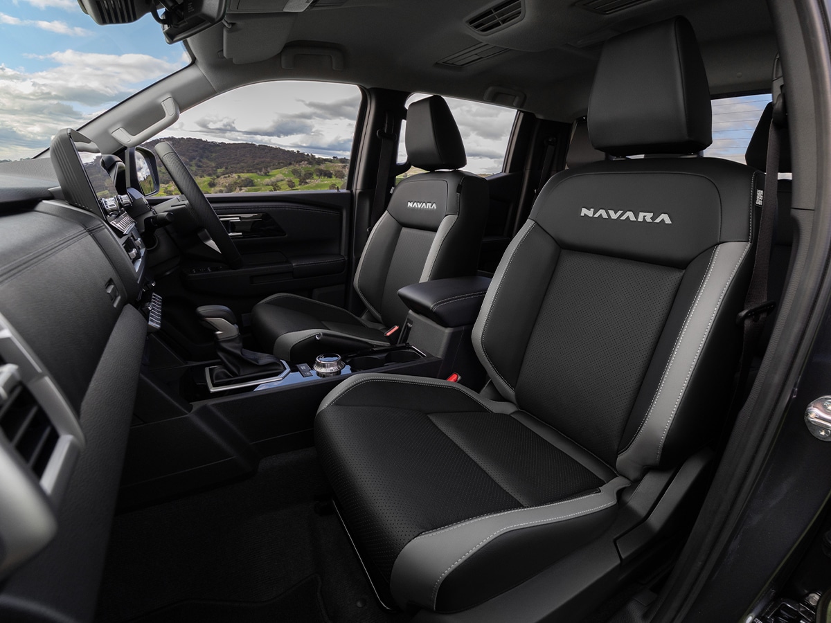 2026 nissan navara st x front seats
