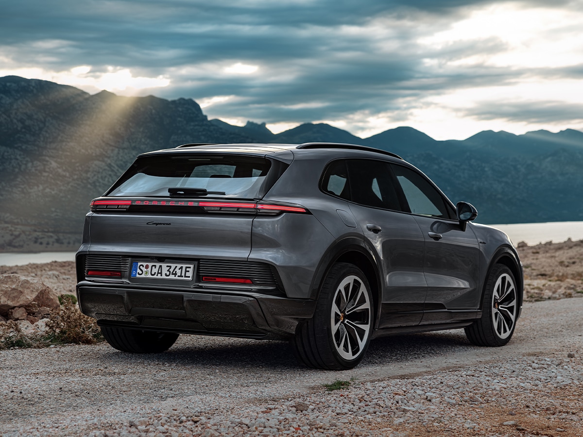 2026 porsche cayenne electric rear end