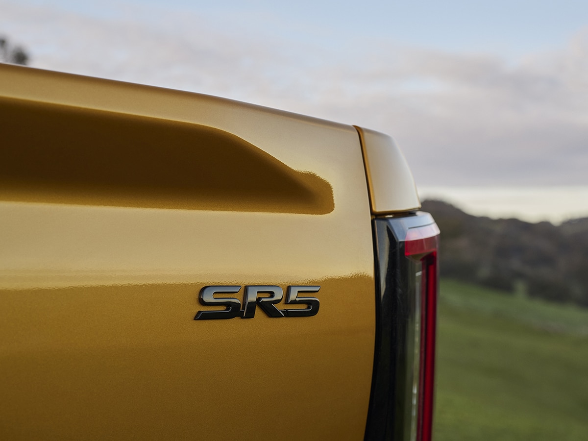 2026 toyota hilux rear tailgate