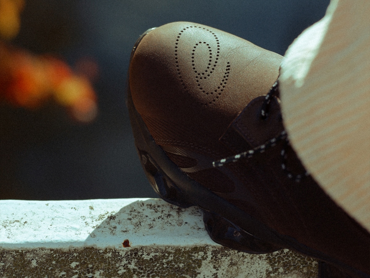 Asics gel kinetic sp front of shoe