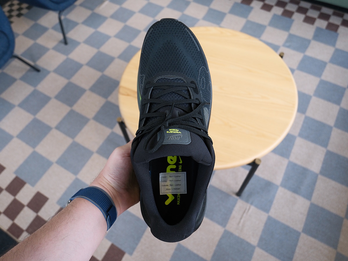 Nike vomero premium in hand 5