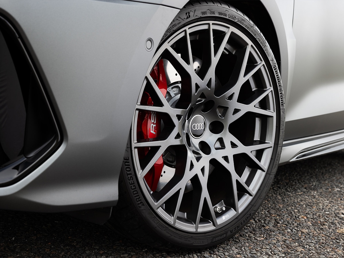 2025 audi rs 3 sportback wheel