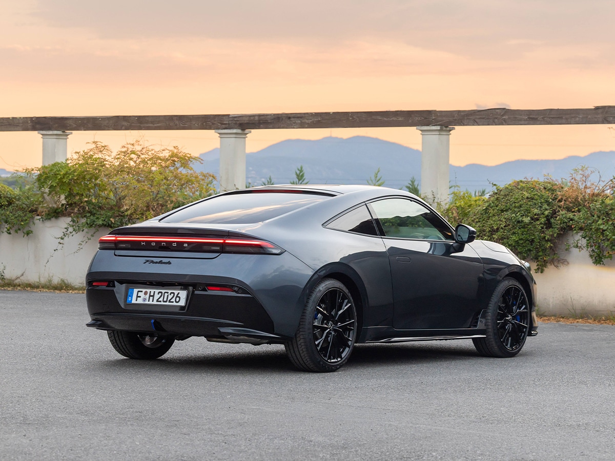 2026 honda prelude rear three quarter