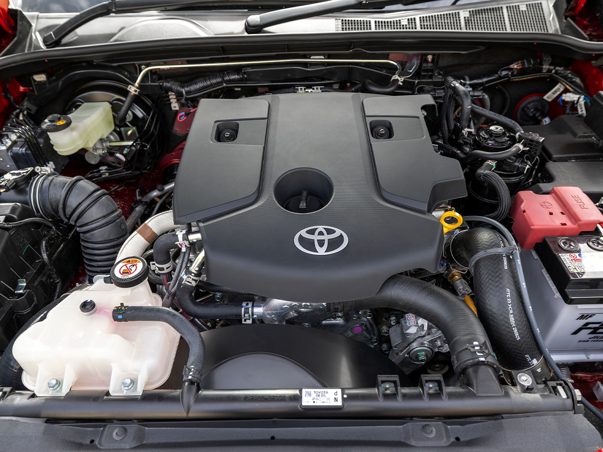 2026 toyota hilux rogue engine
