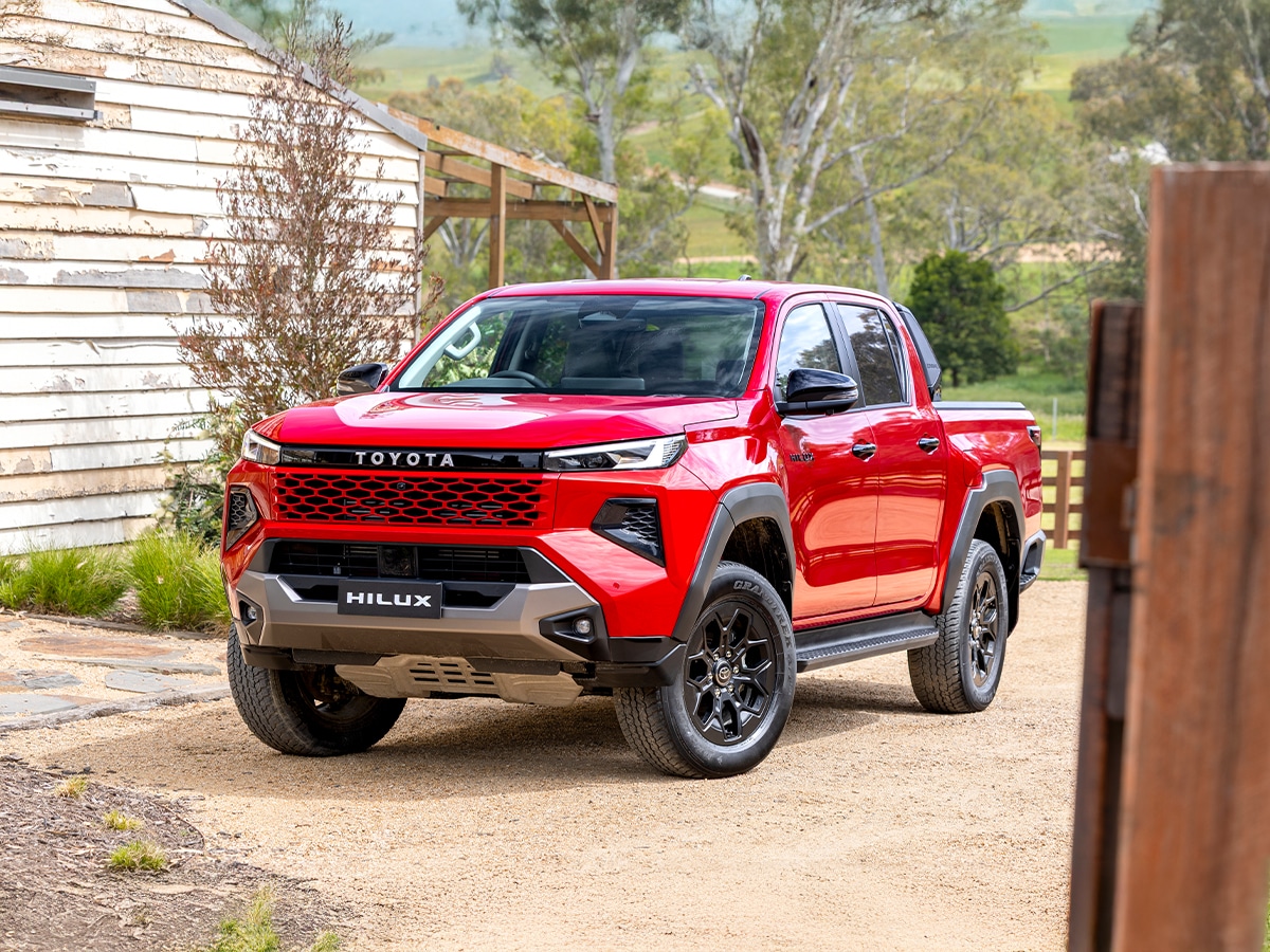 2026 toyota hilux rogue front three quarter 1