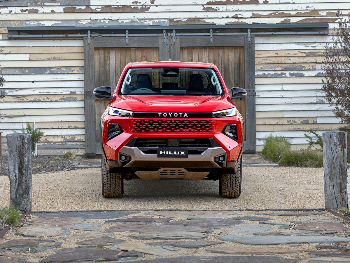 2026 toyota hilux front