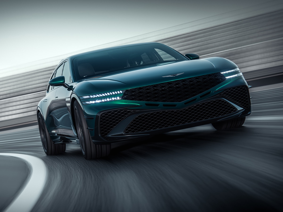 Genesis g90 wingback front on road