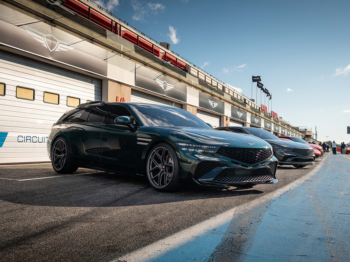 Genesis g90 wingback front