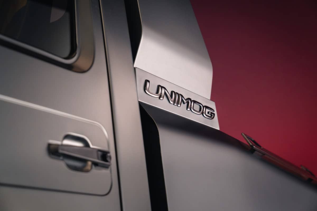 Mercedes benz special trucks präsentiert luxuriösesten unimog aller zeiten mercedes benz special trucks unveils the most luxurious unimog ever