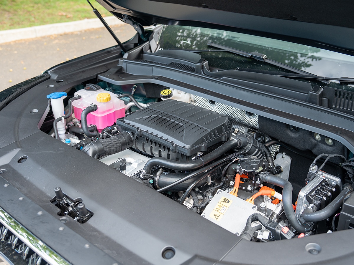 Chery tiggo 9 super hybrid interior engine