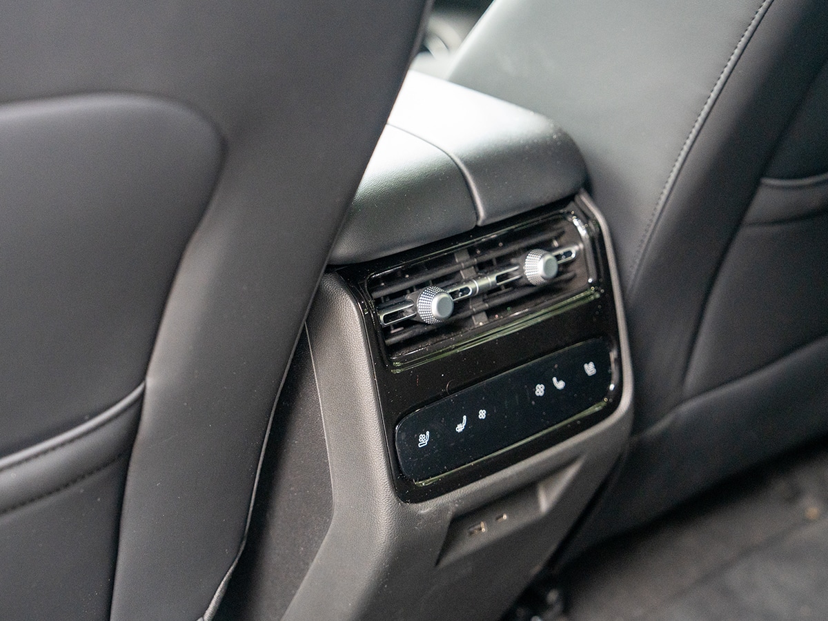 Chery tiggo 9 super hybrid interior rear vents