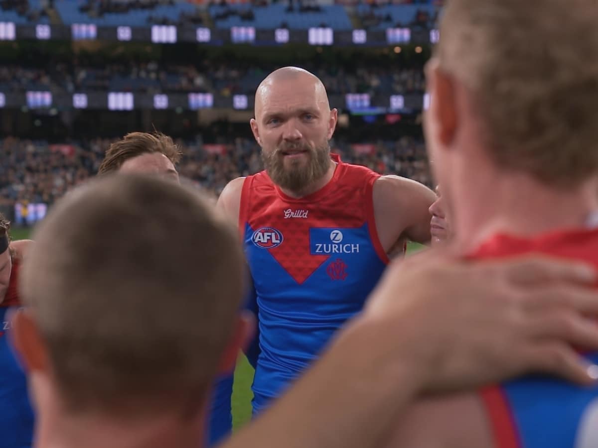 Final siren inside the afl 3