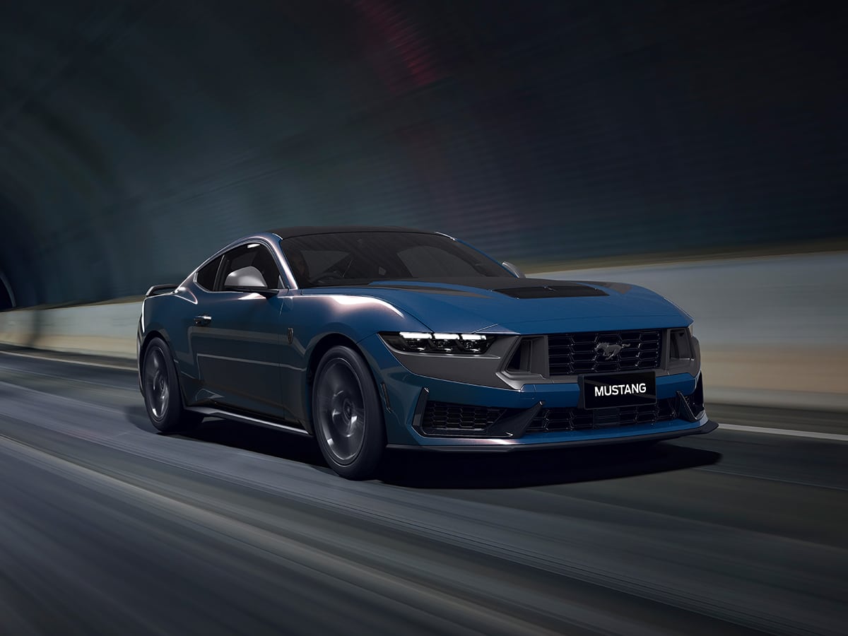 Ford mustang dark horse