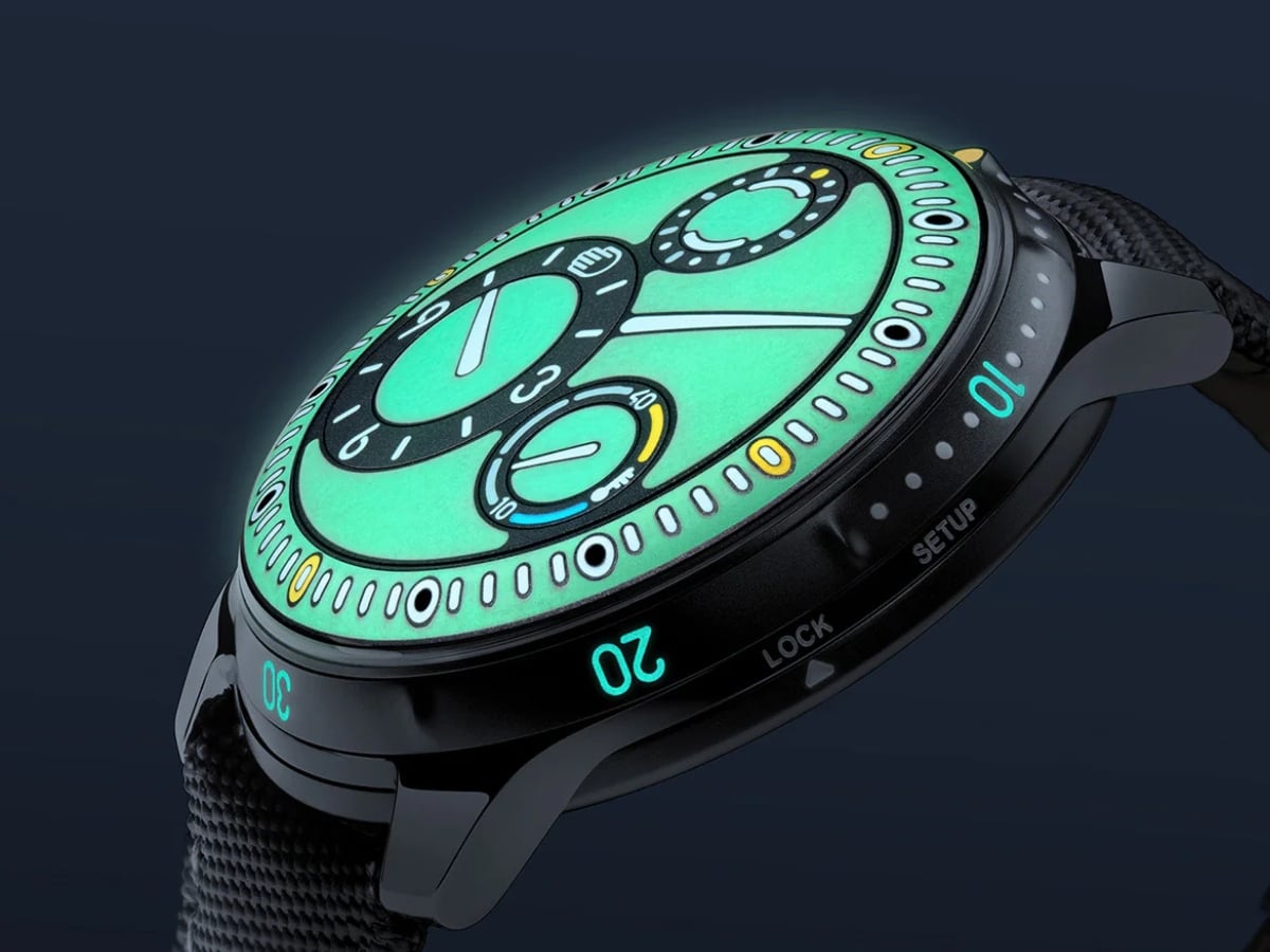 Ressence type 5 luminova