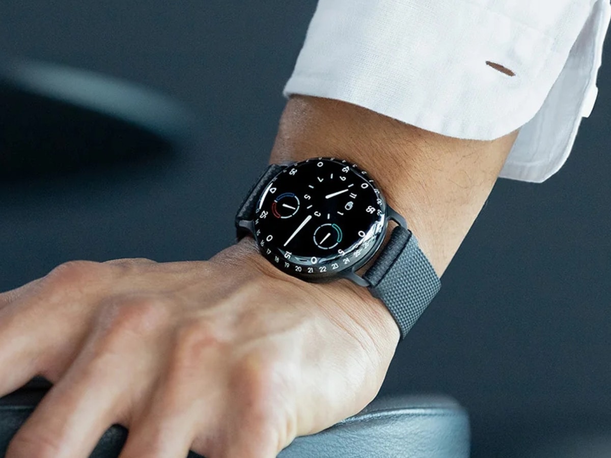 Ressence TYPE 3 Black Black 2