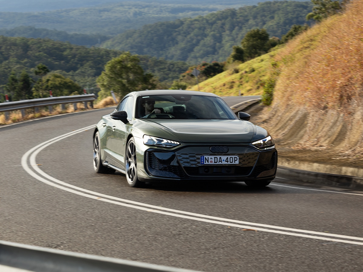 Audi rs e tron gt performance driving front end