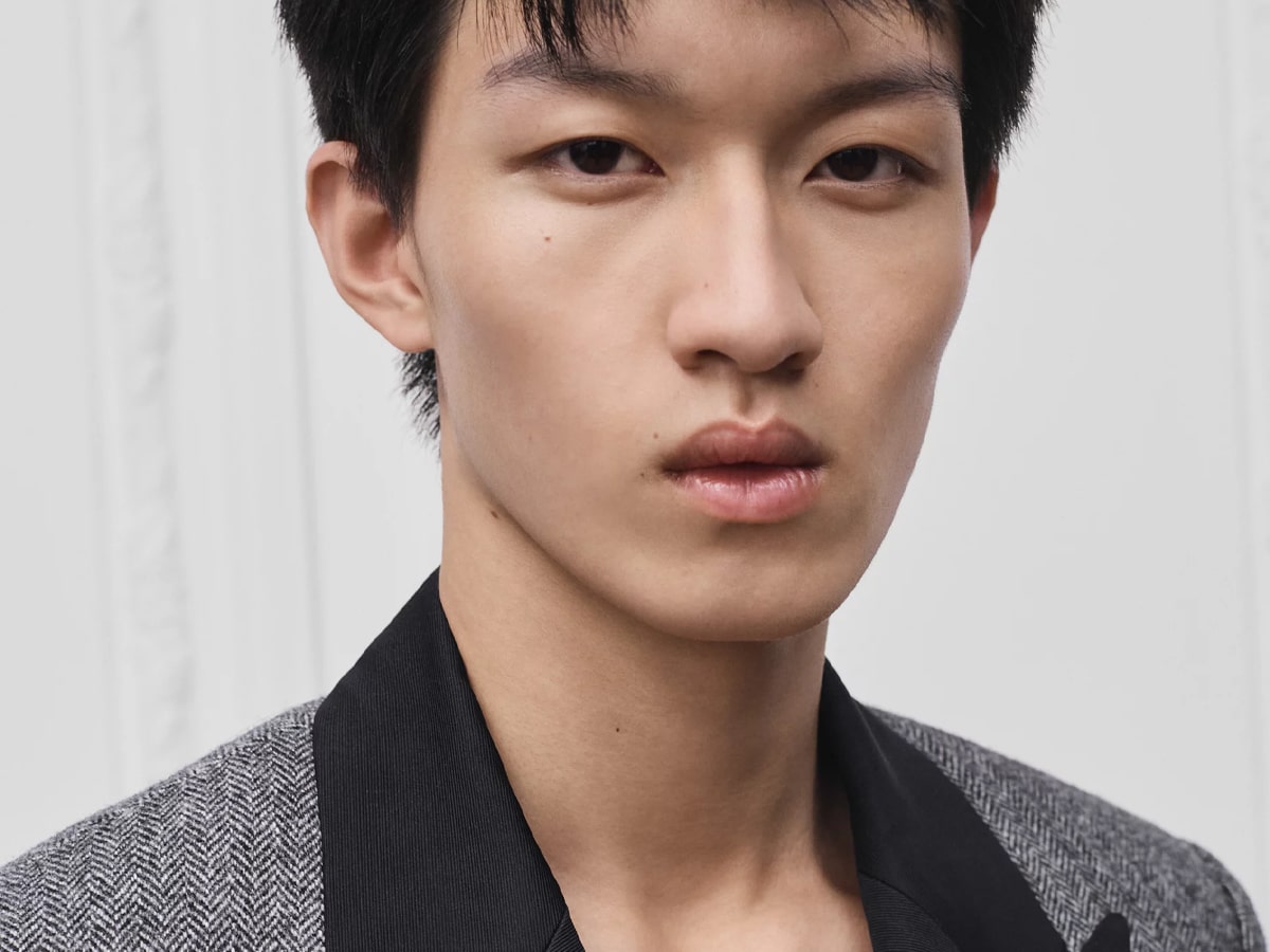 Dior bar jacket collar