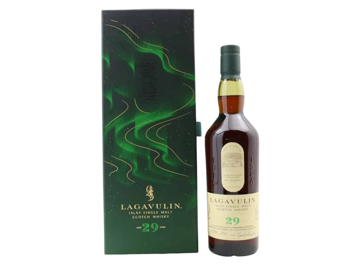 Lagavulin 29 year old skies of fèis ìle for Whisky investing