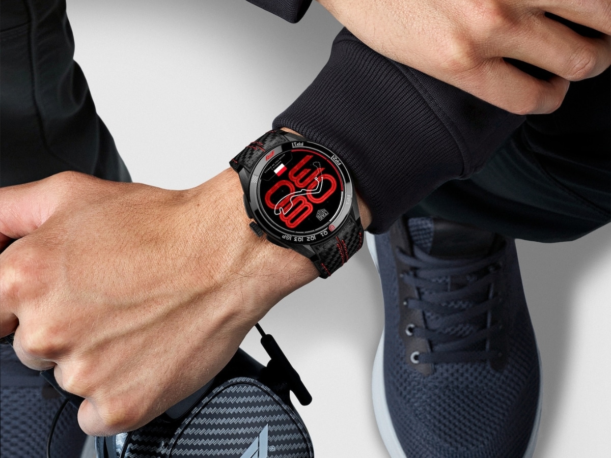 Tag heuer connected calibre e5 x formula 1 edition 10