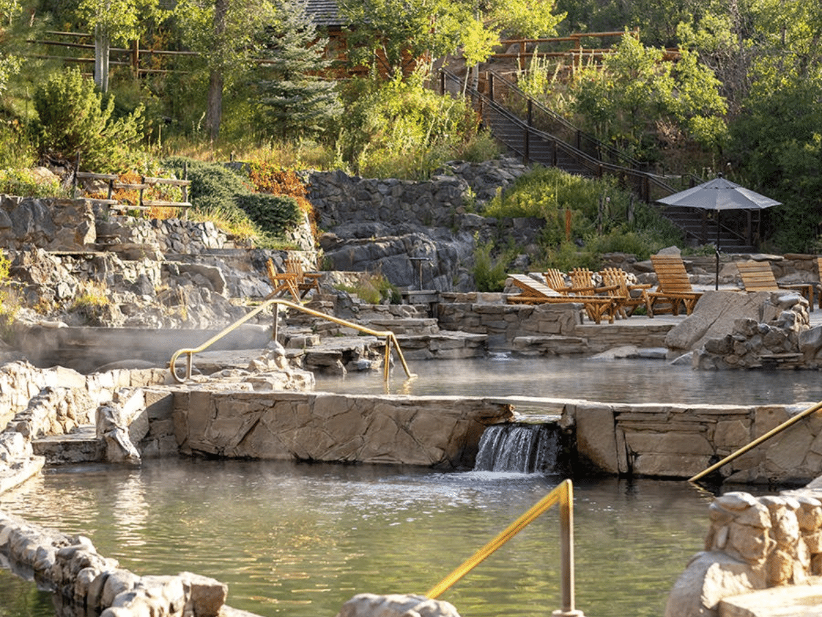 Colorado’s Crowning Glory: Pike’s Peak and the Majesty of the Rockies