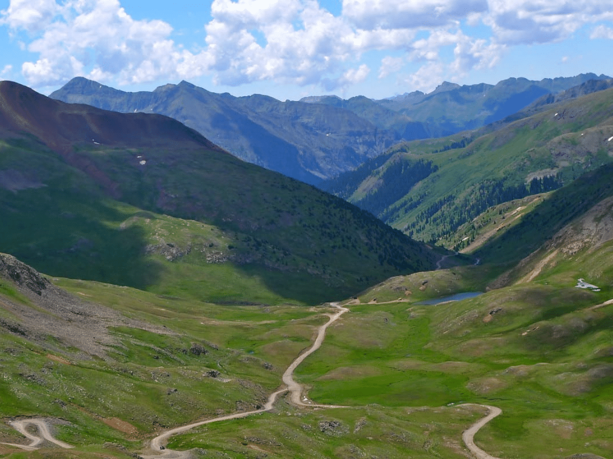 Peaks & Peculiarities: Colorado’s High-Country Adventure Loop 