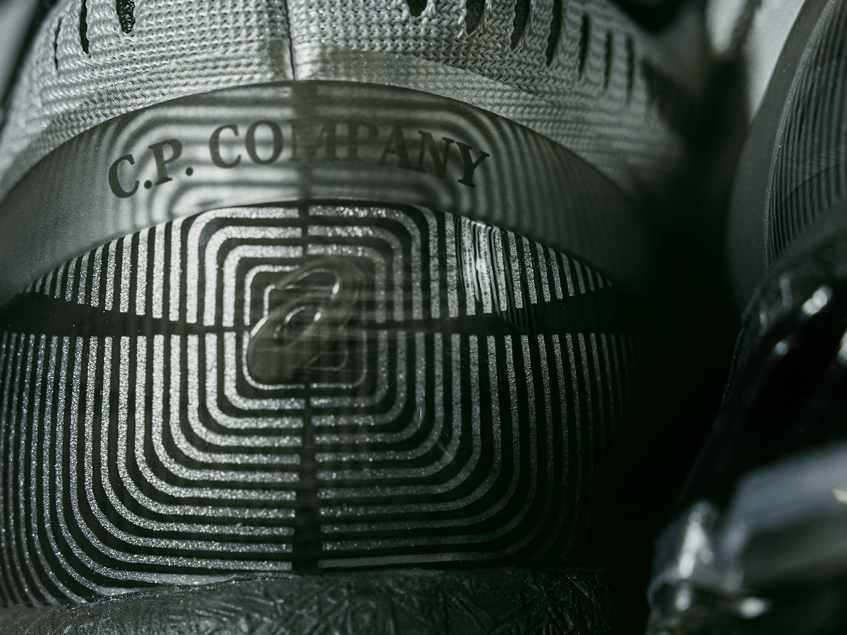 Asics sportstyle x c p company gel quantum 360 heel logo