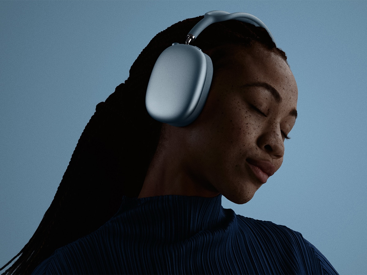 Apple AirPods Max 2 Revealed With Powerful H2 Chip, Live Translation, and More