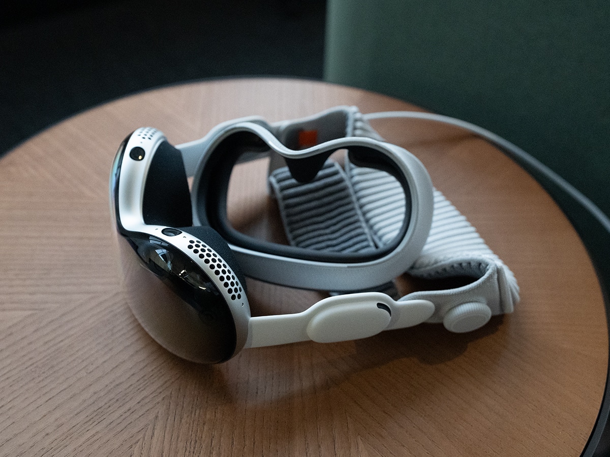 Apple vision pro dismantled