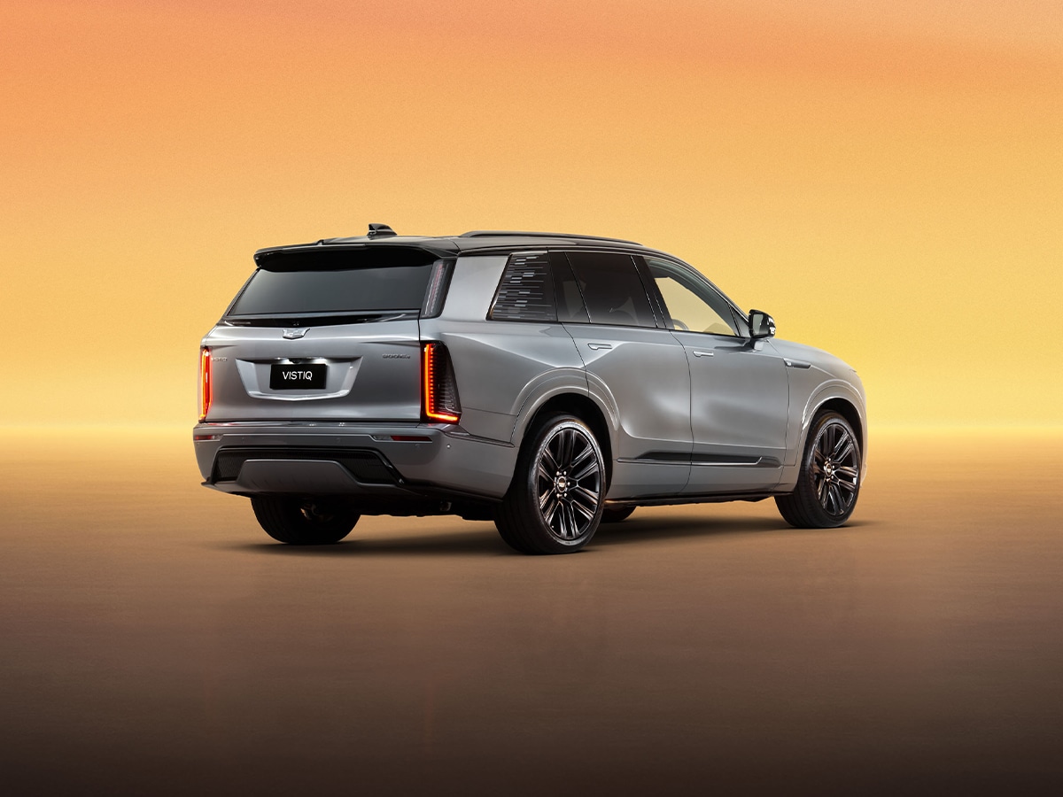 Cadillac vistiq australia rear three quarter