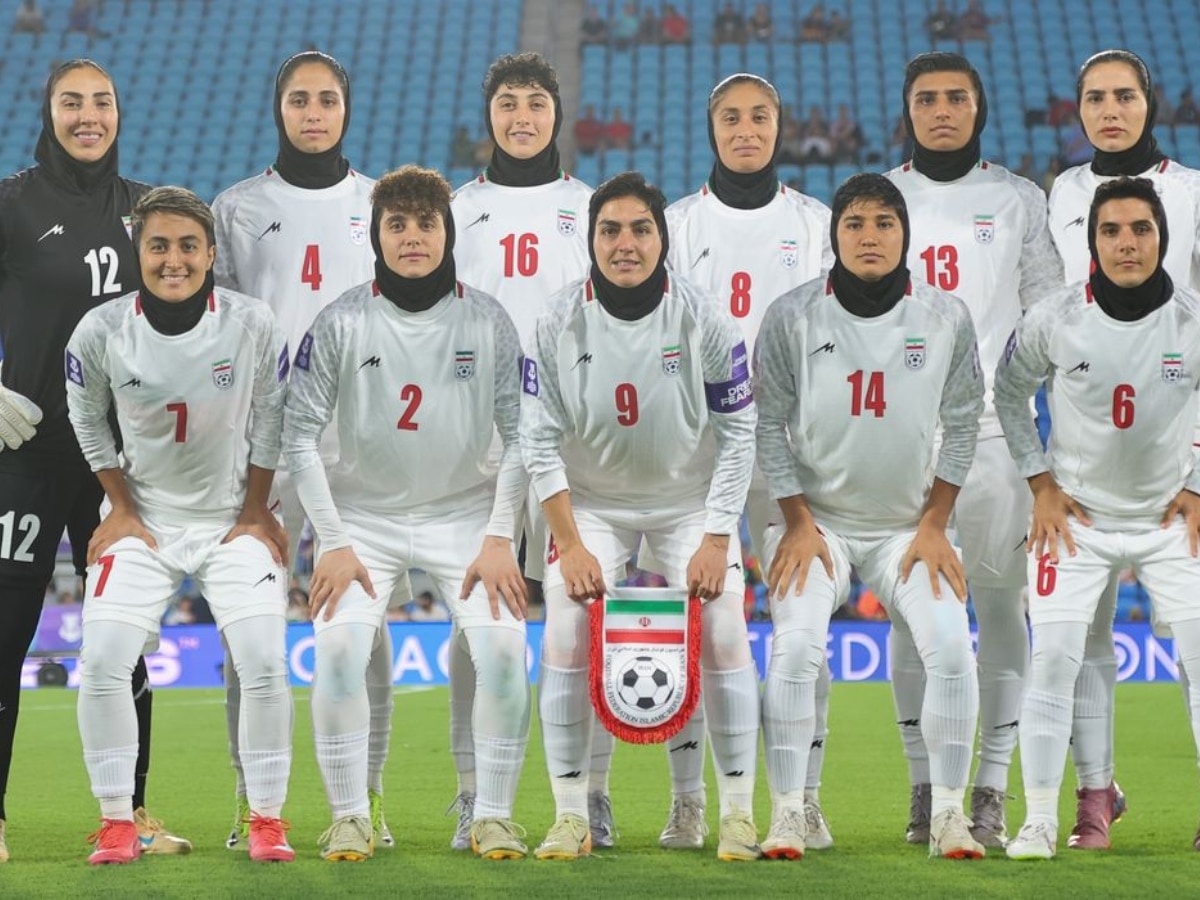 Iran women's football team aslyum 5