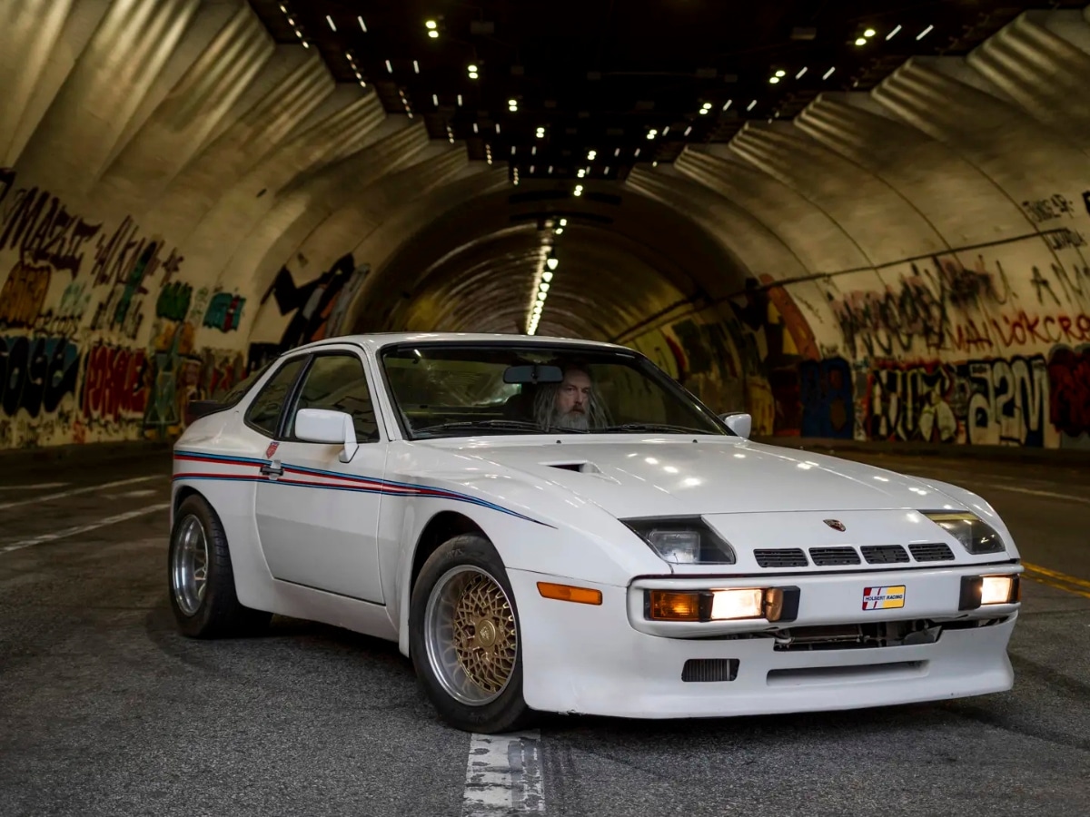 Magnus walker outlaw collection sotheby's auction - 1980 porsche 924 turbo ‘holbert racing’ widebody